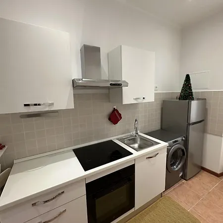 Mirti Garden View Apartamento *