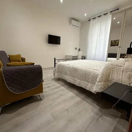 Mirti Garden View Apartment Rome
